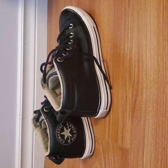 Black Leather Converse Size 5 - Picture 3 of 6